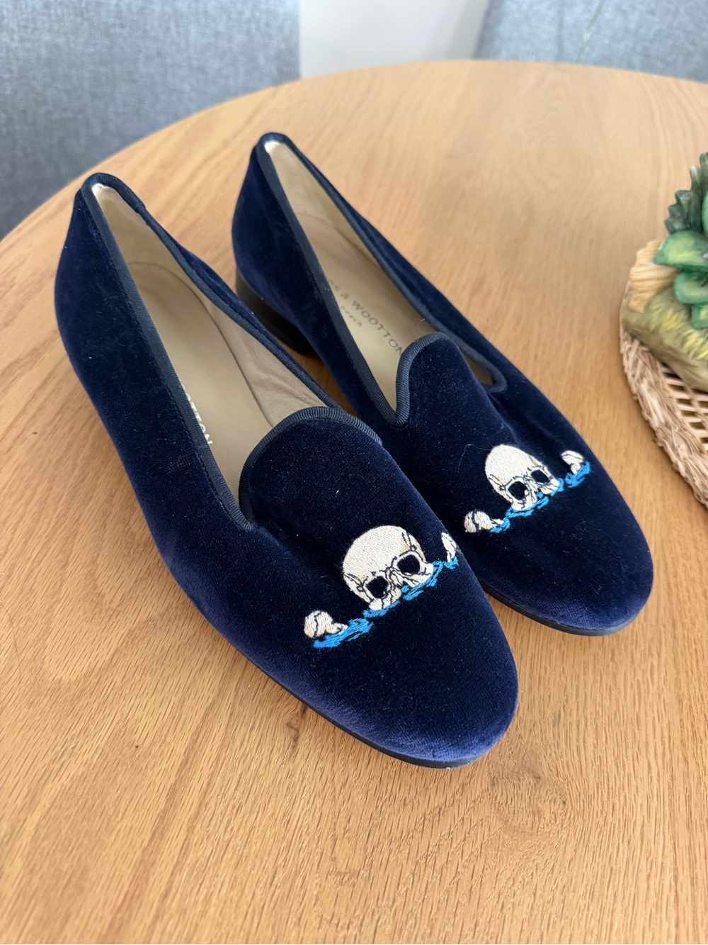 Stubbs & Wootton Navy Suede Skull Embroidered Slip-On Loafers Woman’s 10